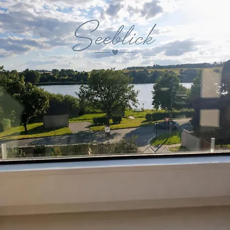 Apartmenthaus Am - Seeblick - Naehe Motorsportarena * Seehausen (Borde)